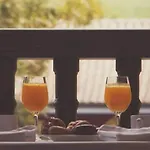 Hotel & Maria Manuela