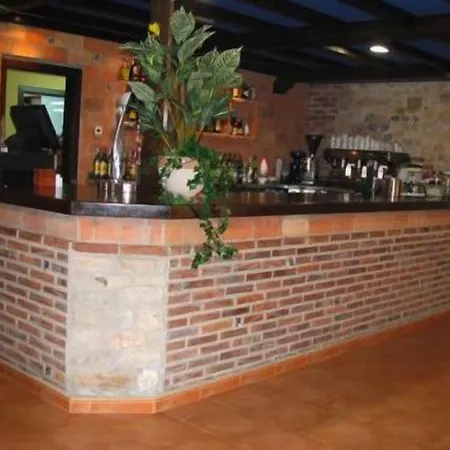 Hotel & Maria Manuela