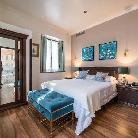 & Maria Manuela Hotel 4*