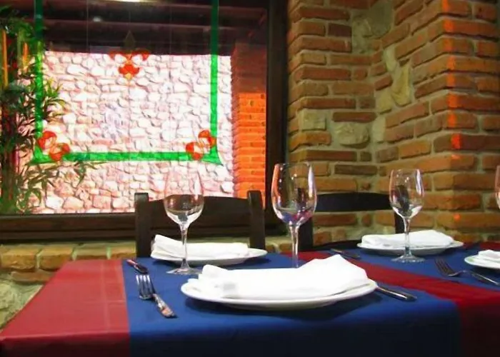 Hotel & Maria Manuela