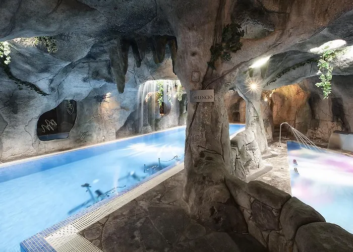 & Maria Manuela Hotel 4*